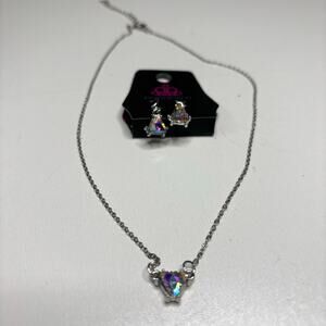 Paparazzi Necklace, Earring Solitaire Triangle Jewel Set